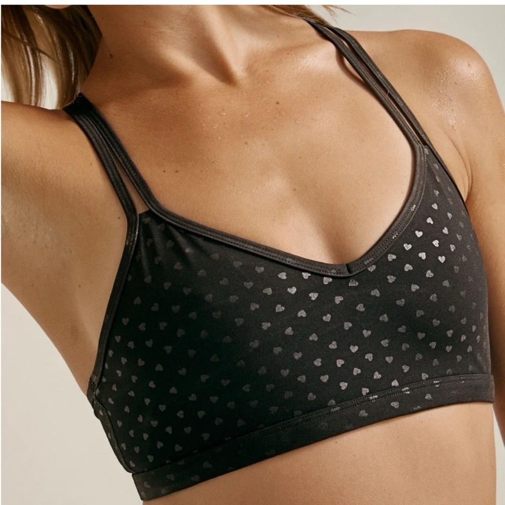 Beyond Yoga Black Sports Bra  Racerback. Hearts Design NWT size L